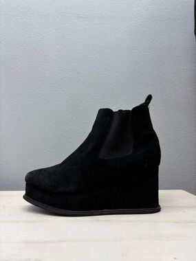 Jeffrey Campbell Black Suede Platform Ankle Boots 7.5